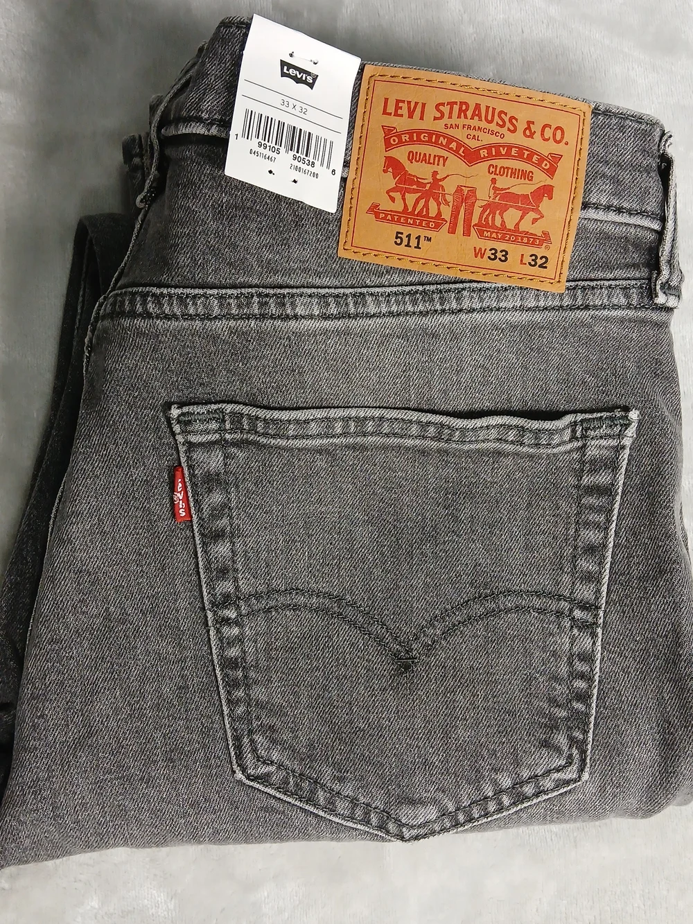 Levis slim fit